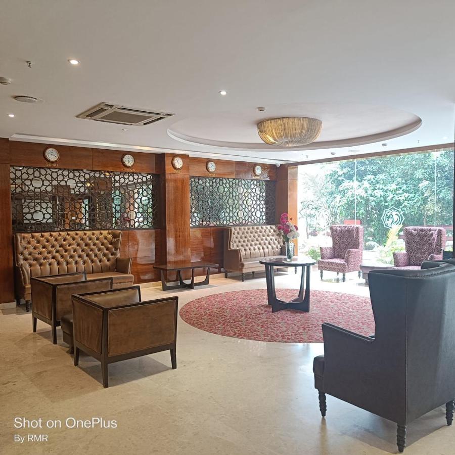 Astra Hotels & Suites Whitefield Near To Nallurahalli Metro Station And Ktpo Bangalore Exterior foto